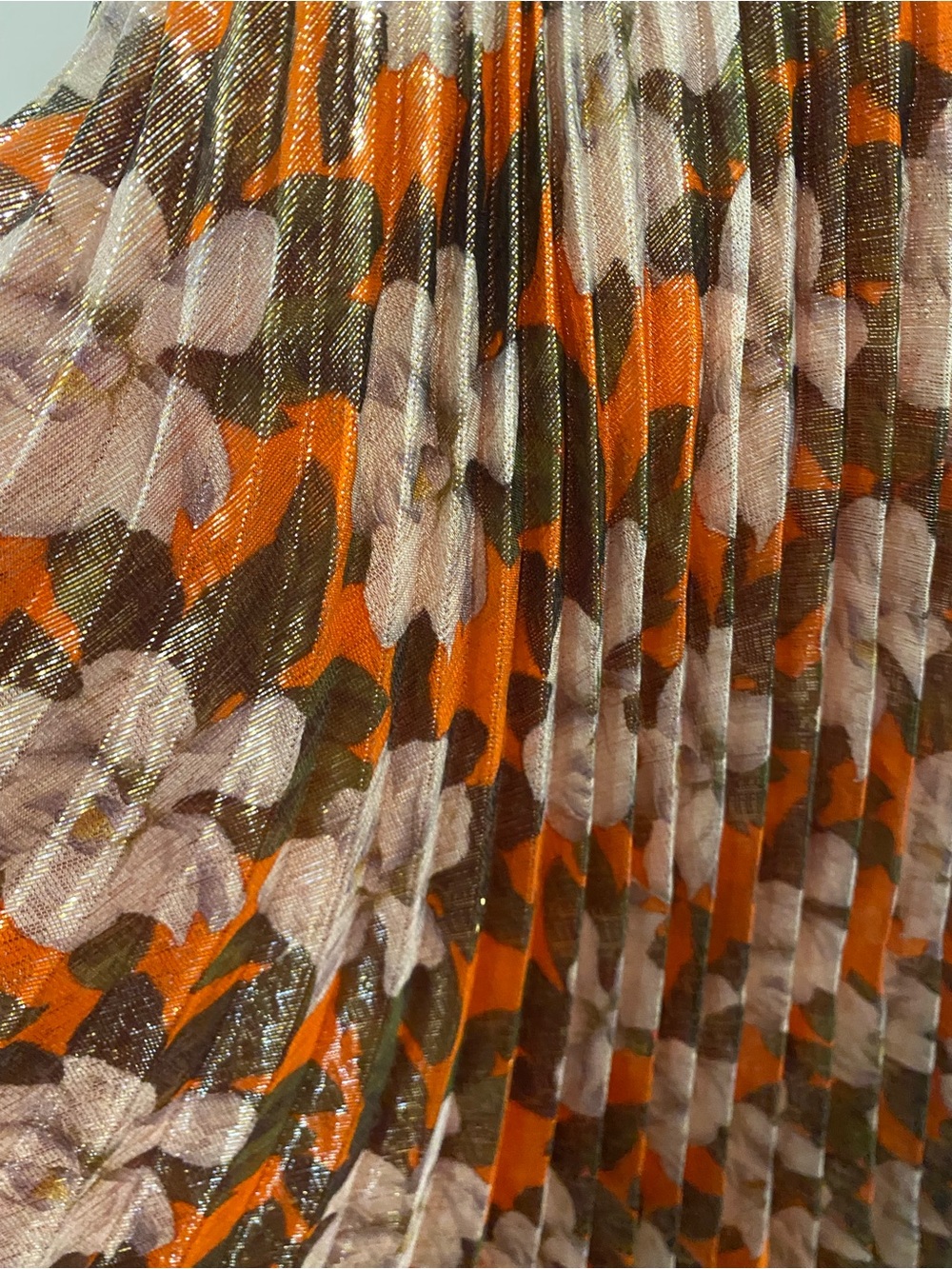 Alice + Olivia Gloria Chain-Strap Pleated Maxi Dress 🧡🤎 - Picture 8 of 9